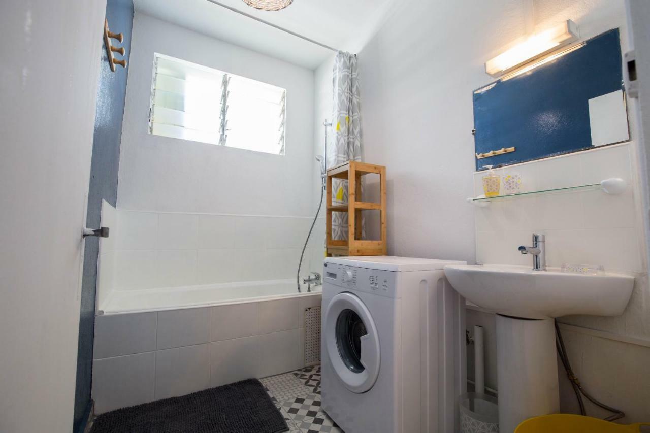 T2 40M² Hypercentre Daire Saint-Denis Dış mekan fotoğraf